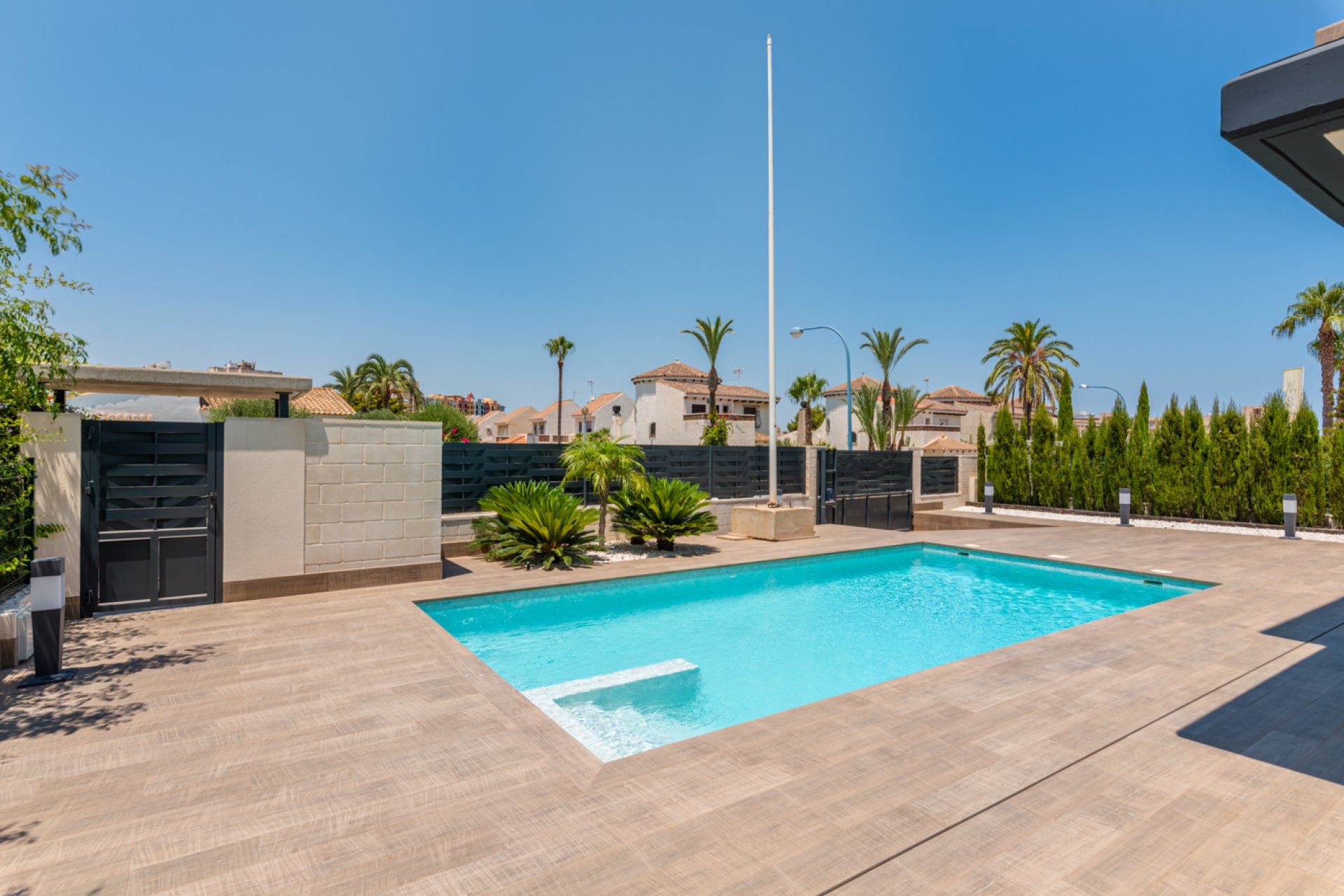Obra nueva - detached -
Playa Paraiso