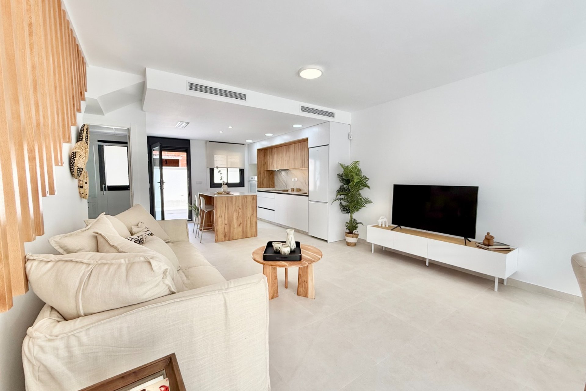 Obra nueva - low-bungalow -
Cox