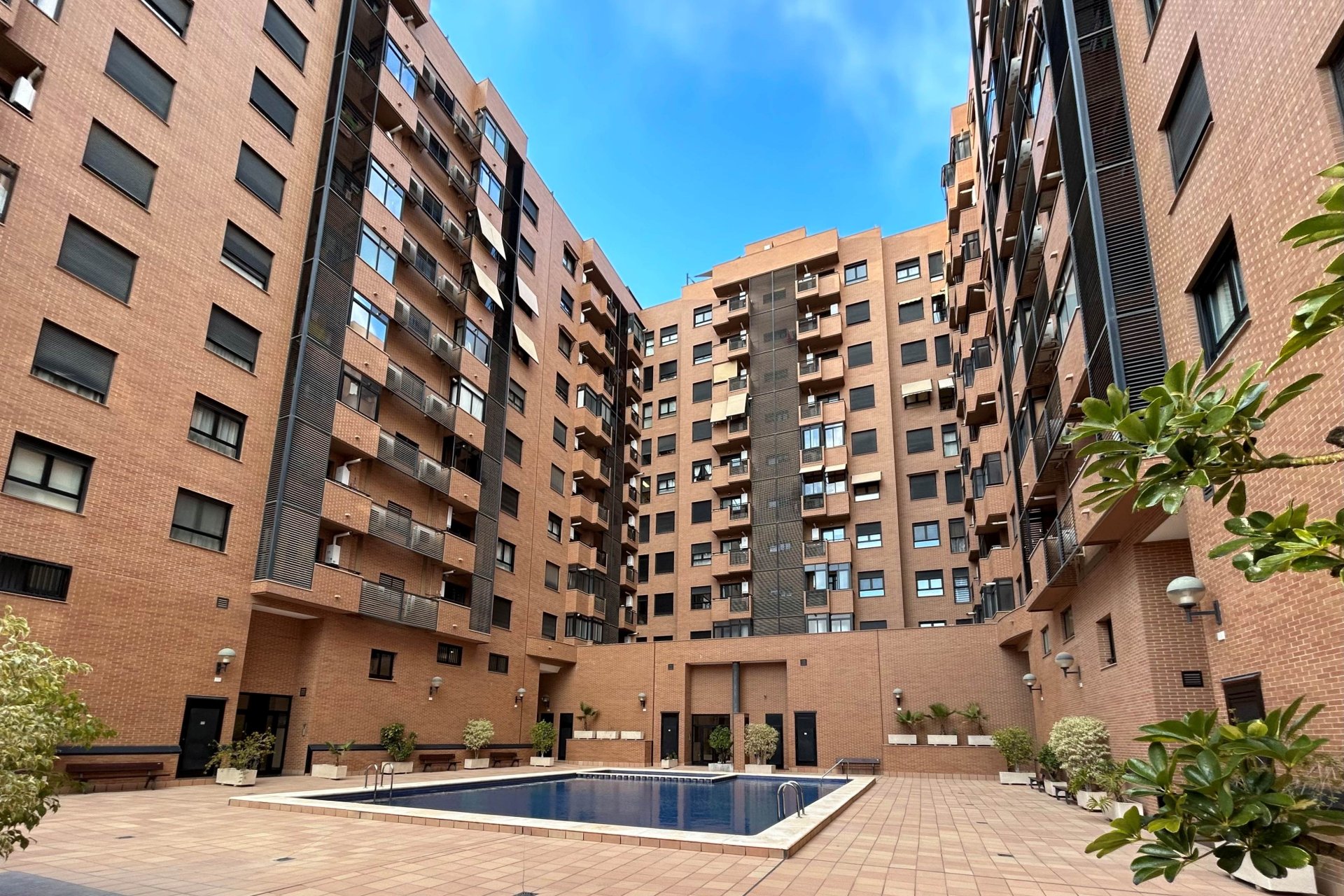 Obra nueva - Planta Baja -
Alicante (Alacant)