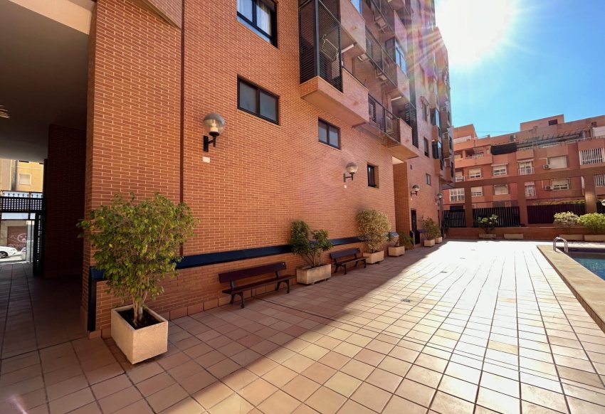 Obra nueva - Planta Baja -
Alicante (Alacant)