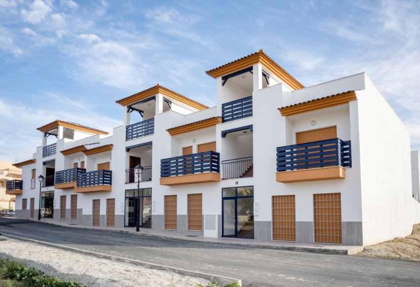 Obra nueva - Planta Baja -
Herrerías