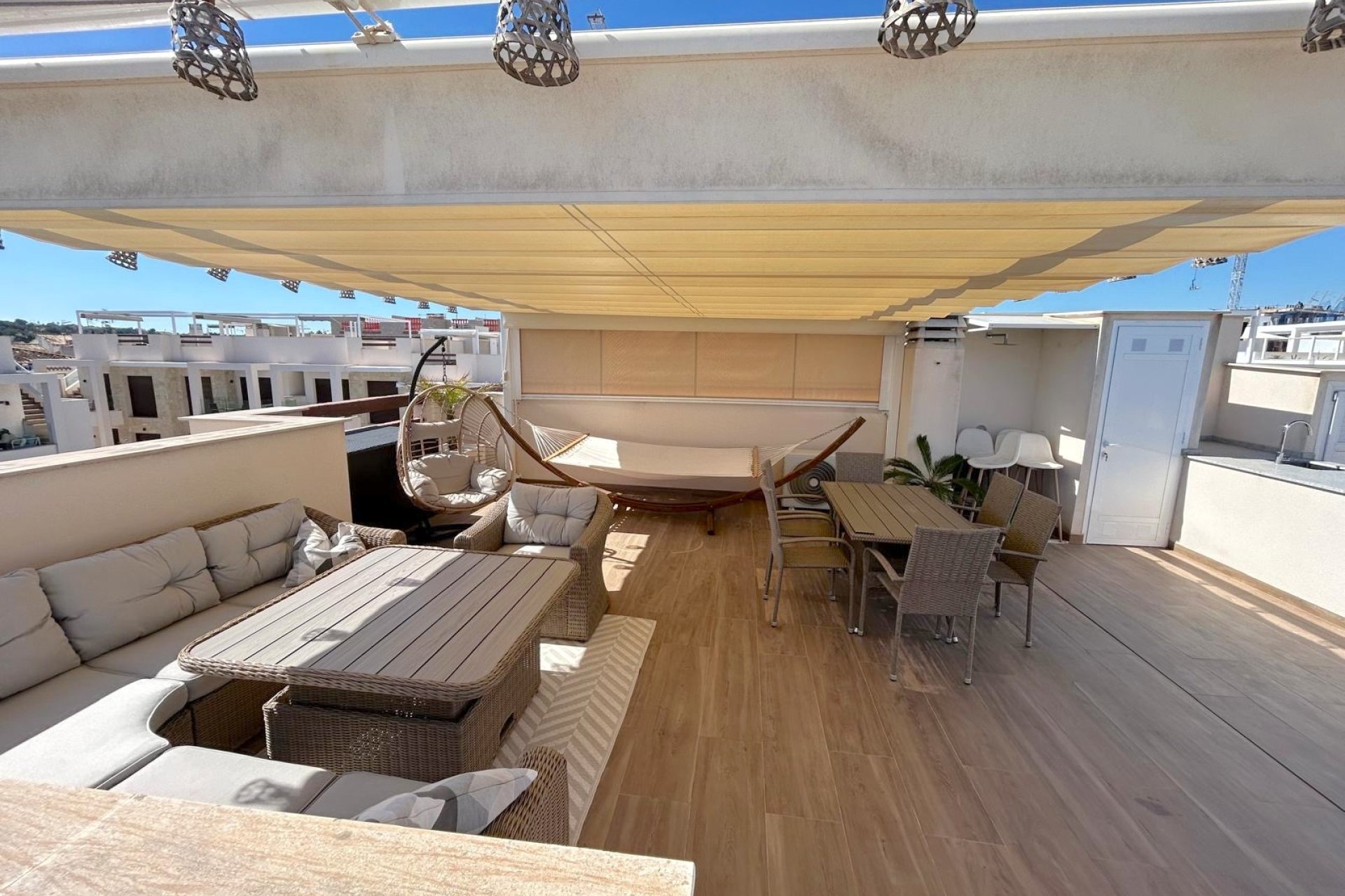 Obra nueva - Planta Baja -
Torrevieja