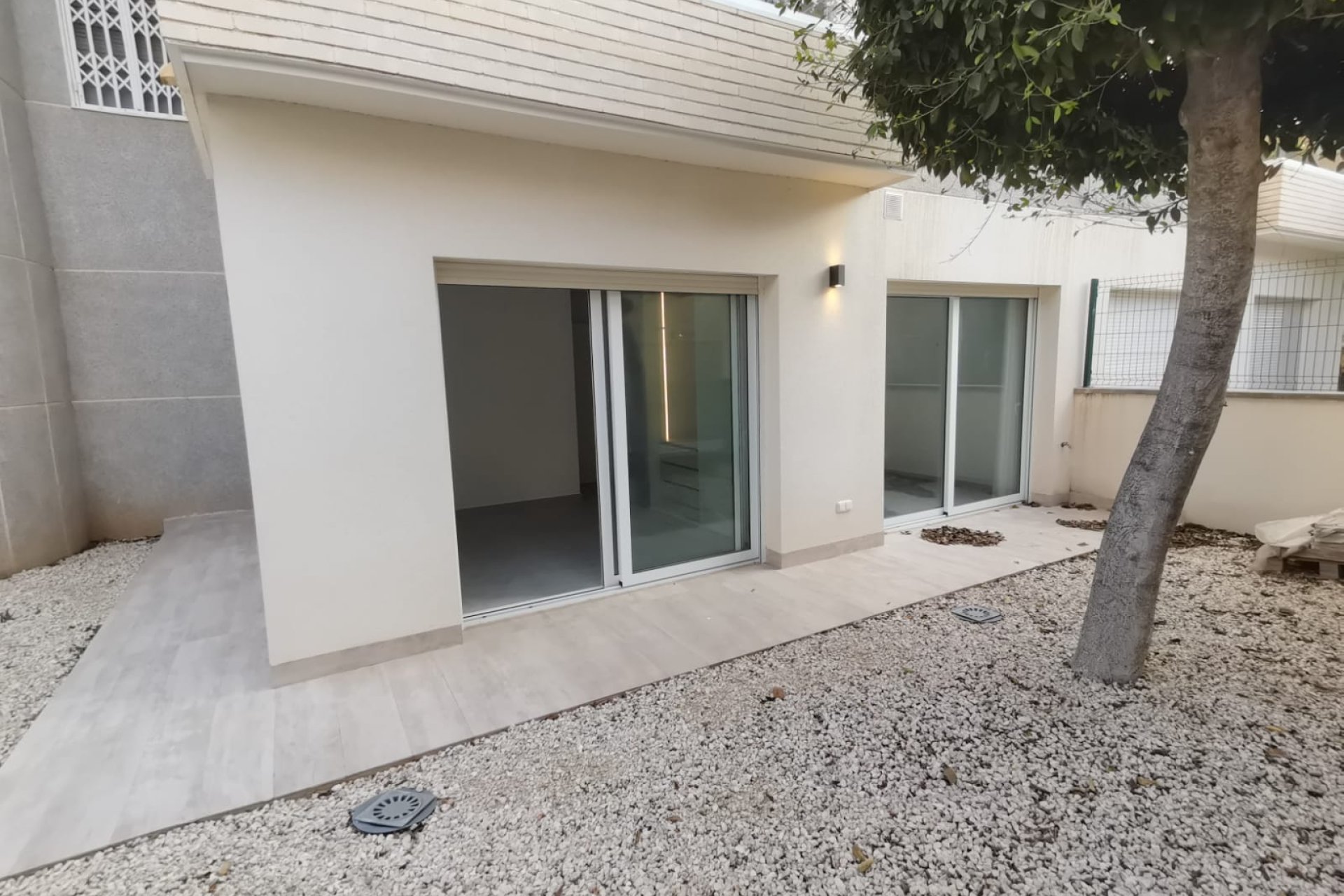 Obra nueva - Planta Baja -
Torrevieja
