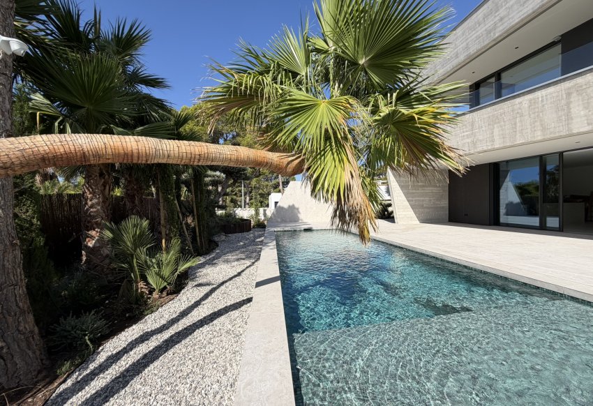 Obra nueva - Villa -
Altea