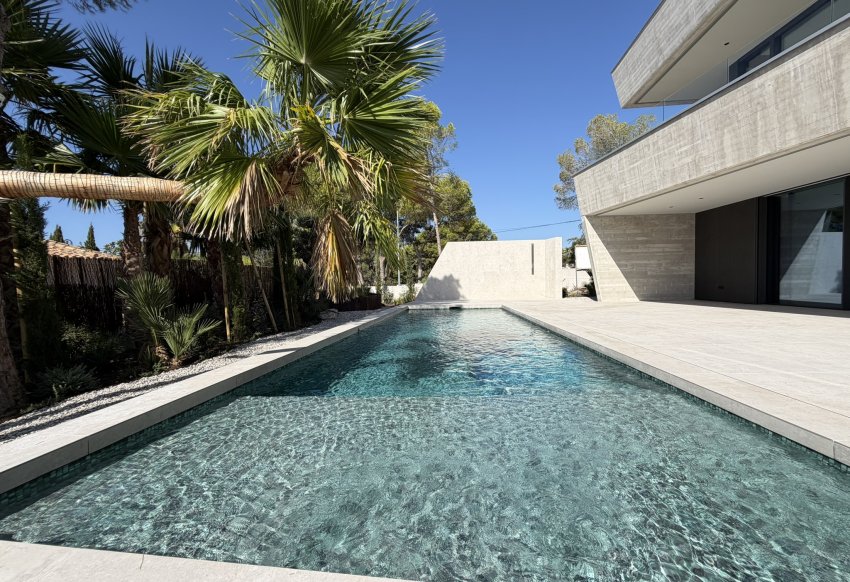 Obra nueva - Villa -
Altea