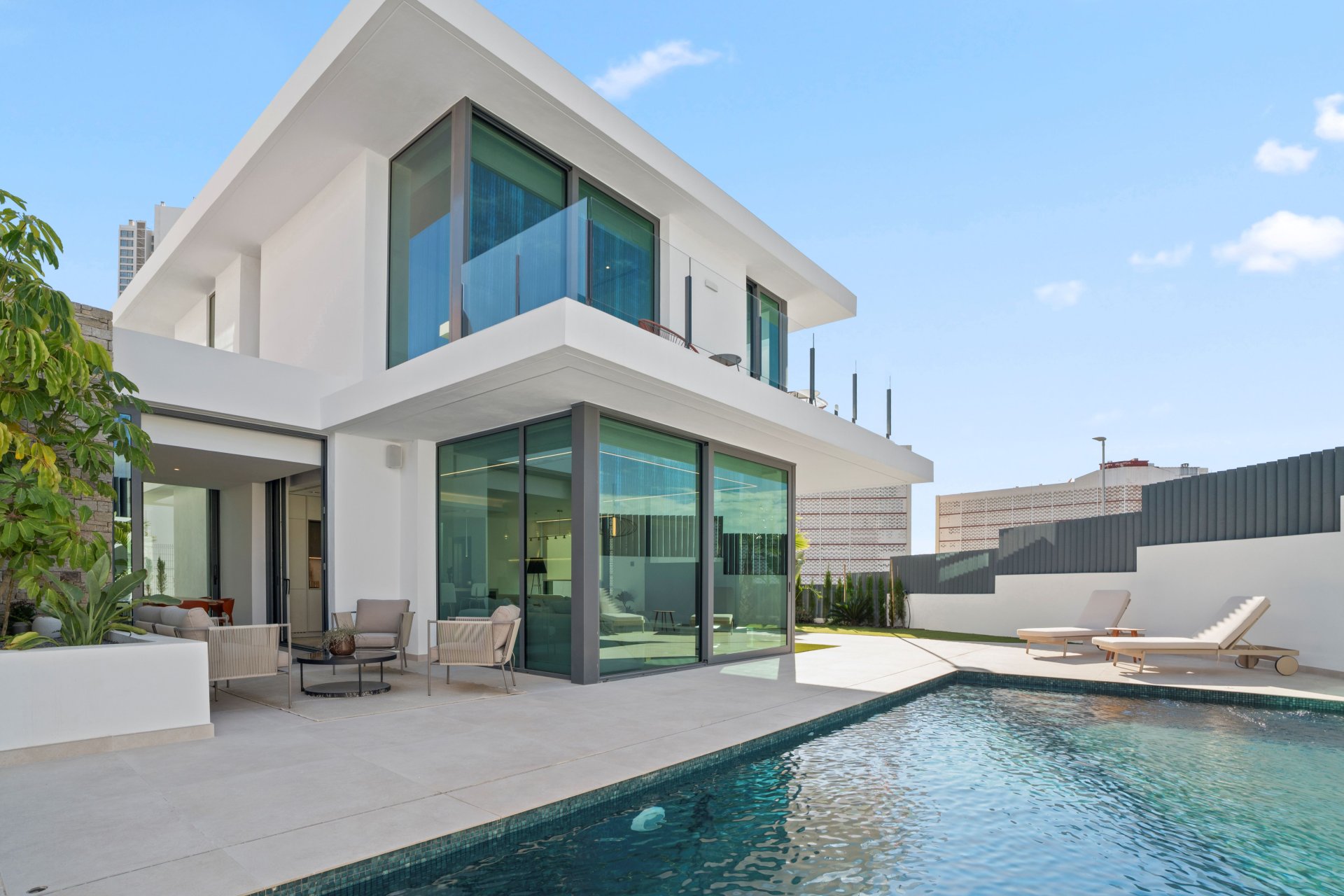 Obra nueva - Villa -
Benidorm