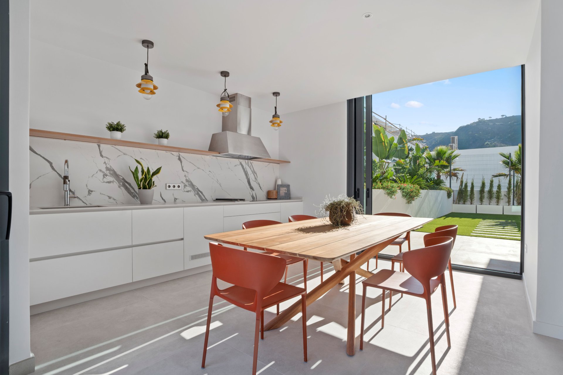 Obra nueva - Villa -
Benidorm