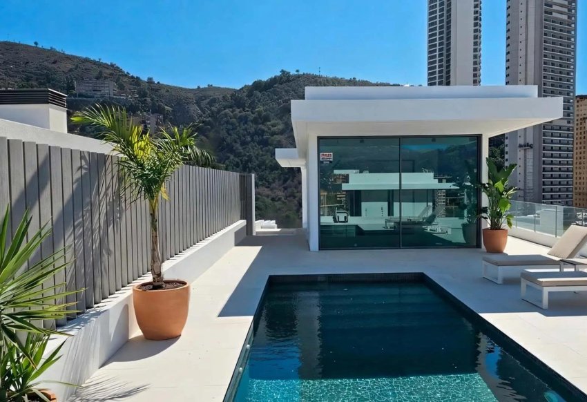 Obra nueva - Villa -
Benidorm