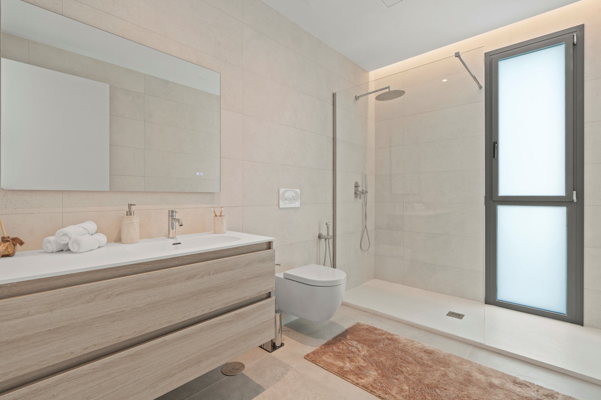 Obra nueva - Villa -
Benidorm