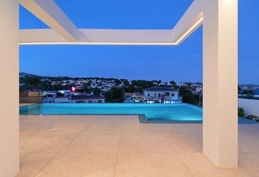 Obra nueva - Villa -
Benissa