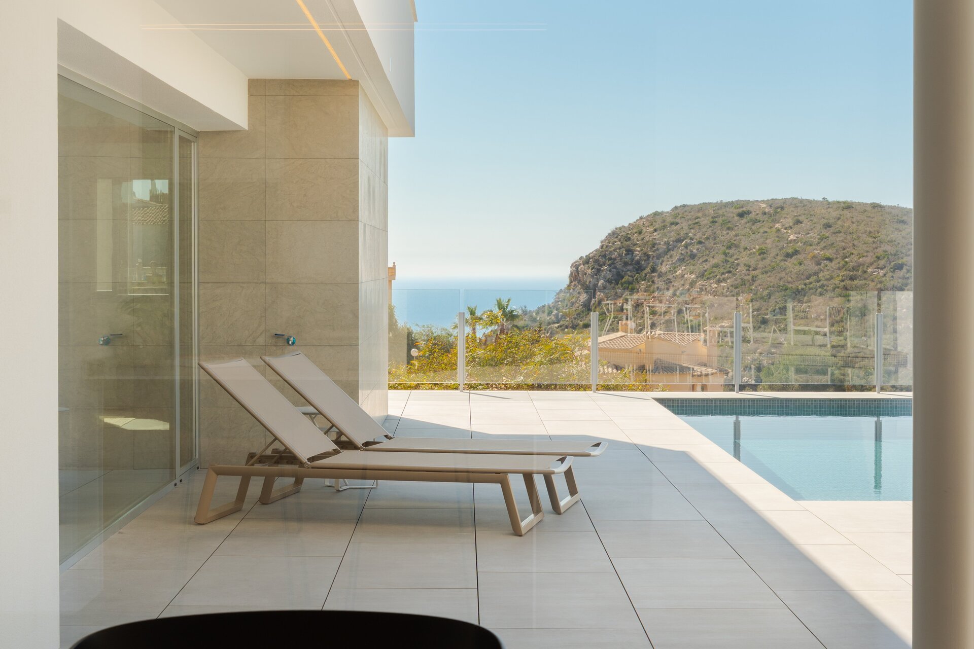 Obra nueva - Villa -
Cumbre del Sol