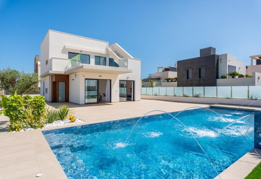 Obra nueva - Villa -
Dehesa de Campoamor