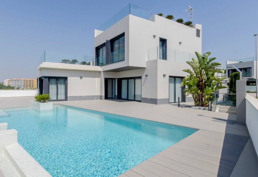 Obra nueva - Villa -
Dehesa de Campoamor
