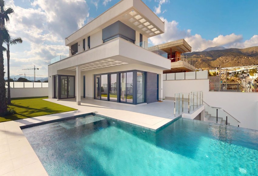 Obra nueva - Villa -
Finestrat