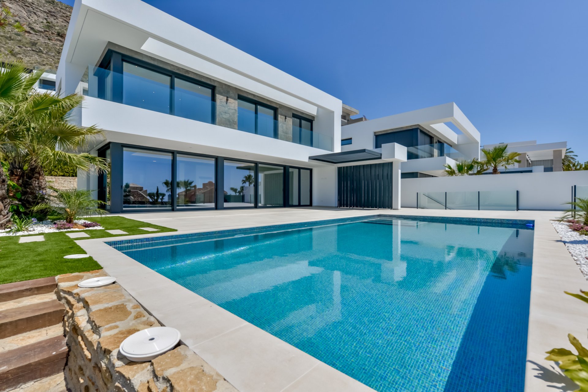 Obra nueva - Villa -
Finestrat