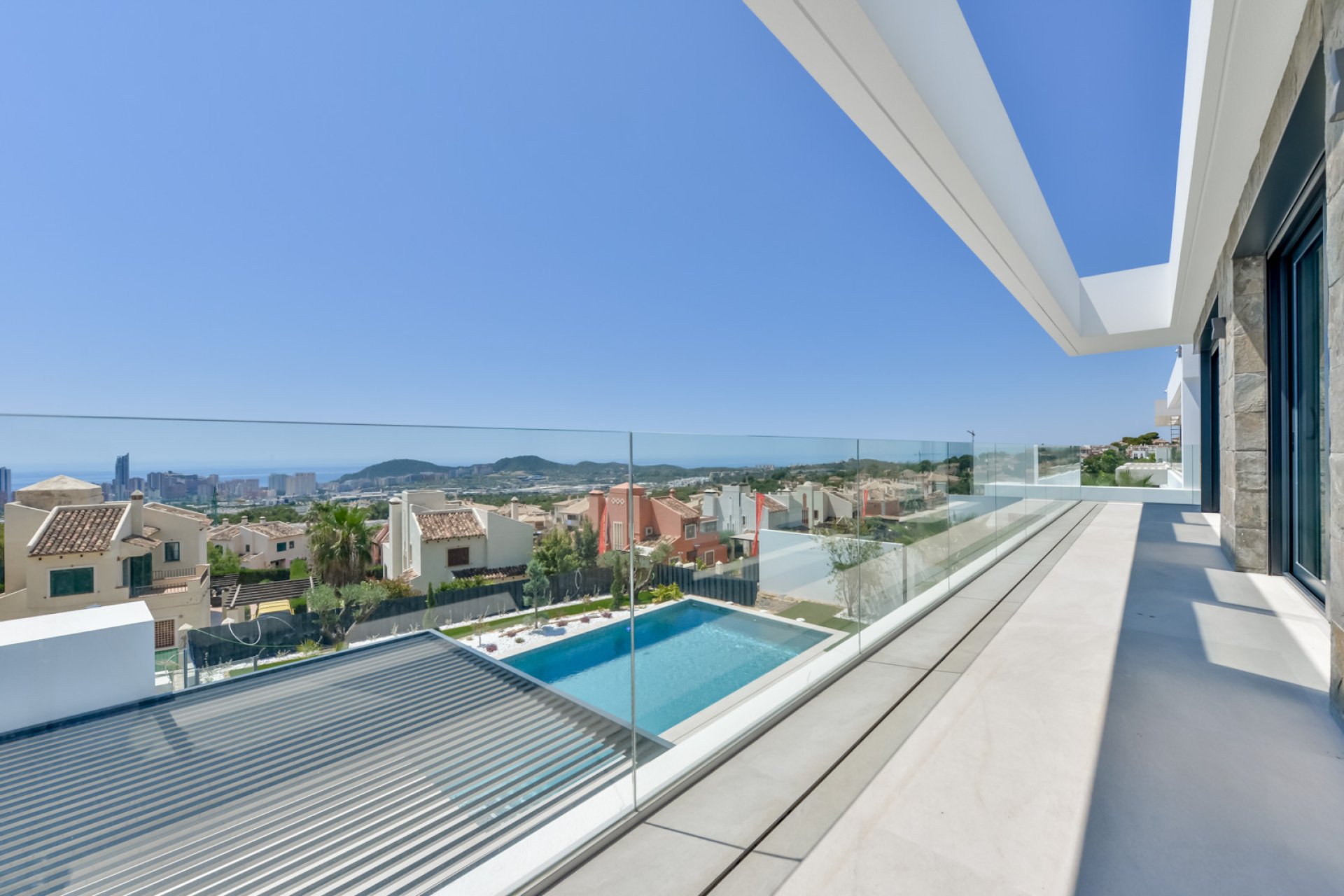 Obra nueva - Villa -
Finestrat