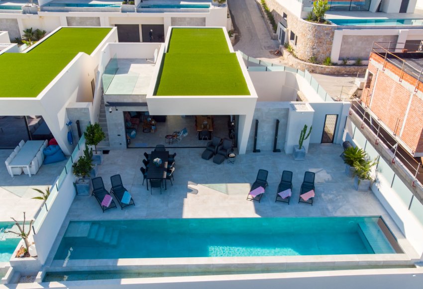 Obra nueva - Villa -
Rojales