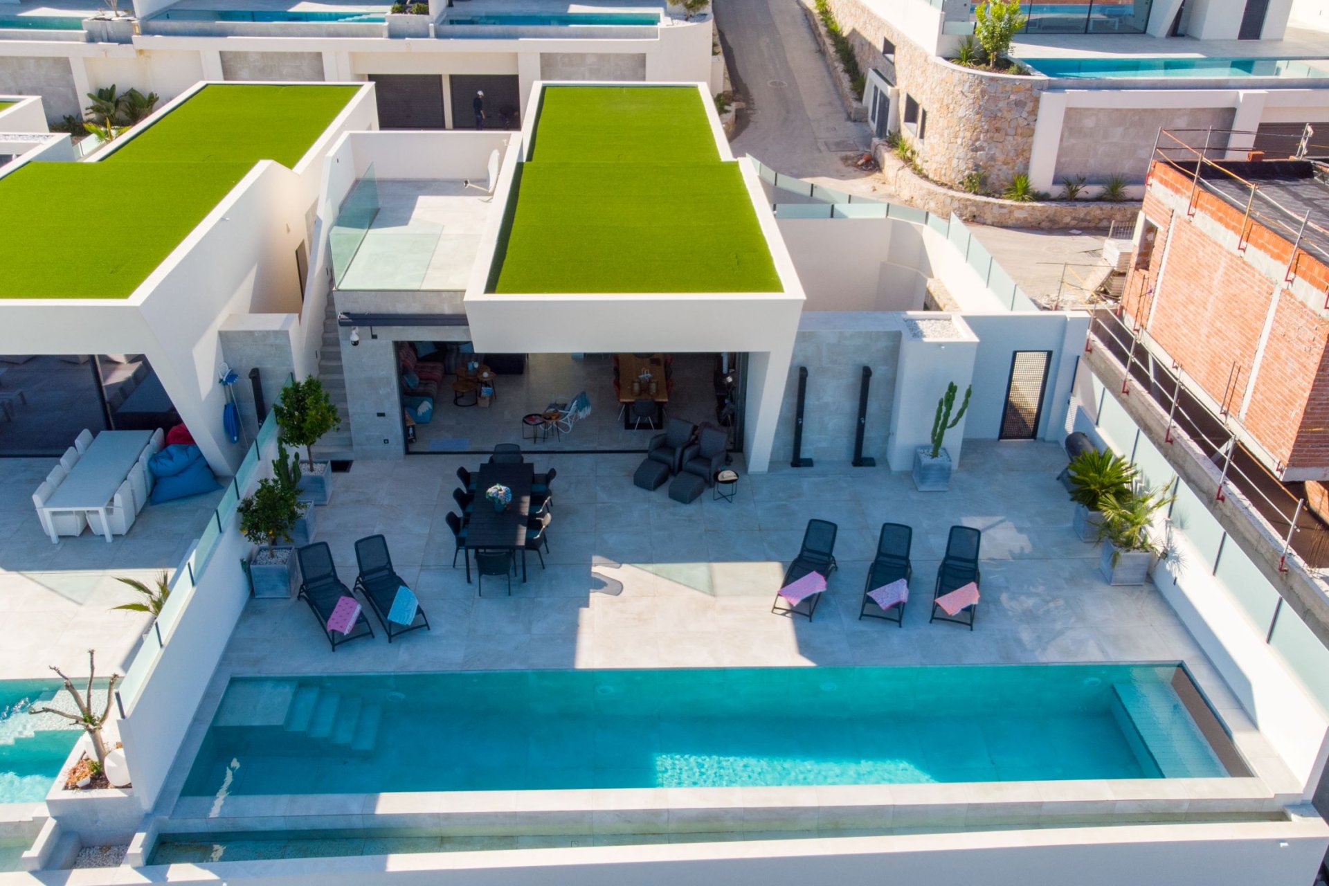 Obra nueva - Villa -
Rojales