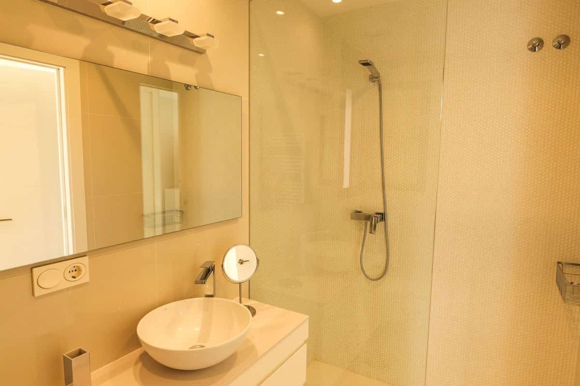 Obra nueva - Villa -
Torrevieja