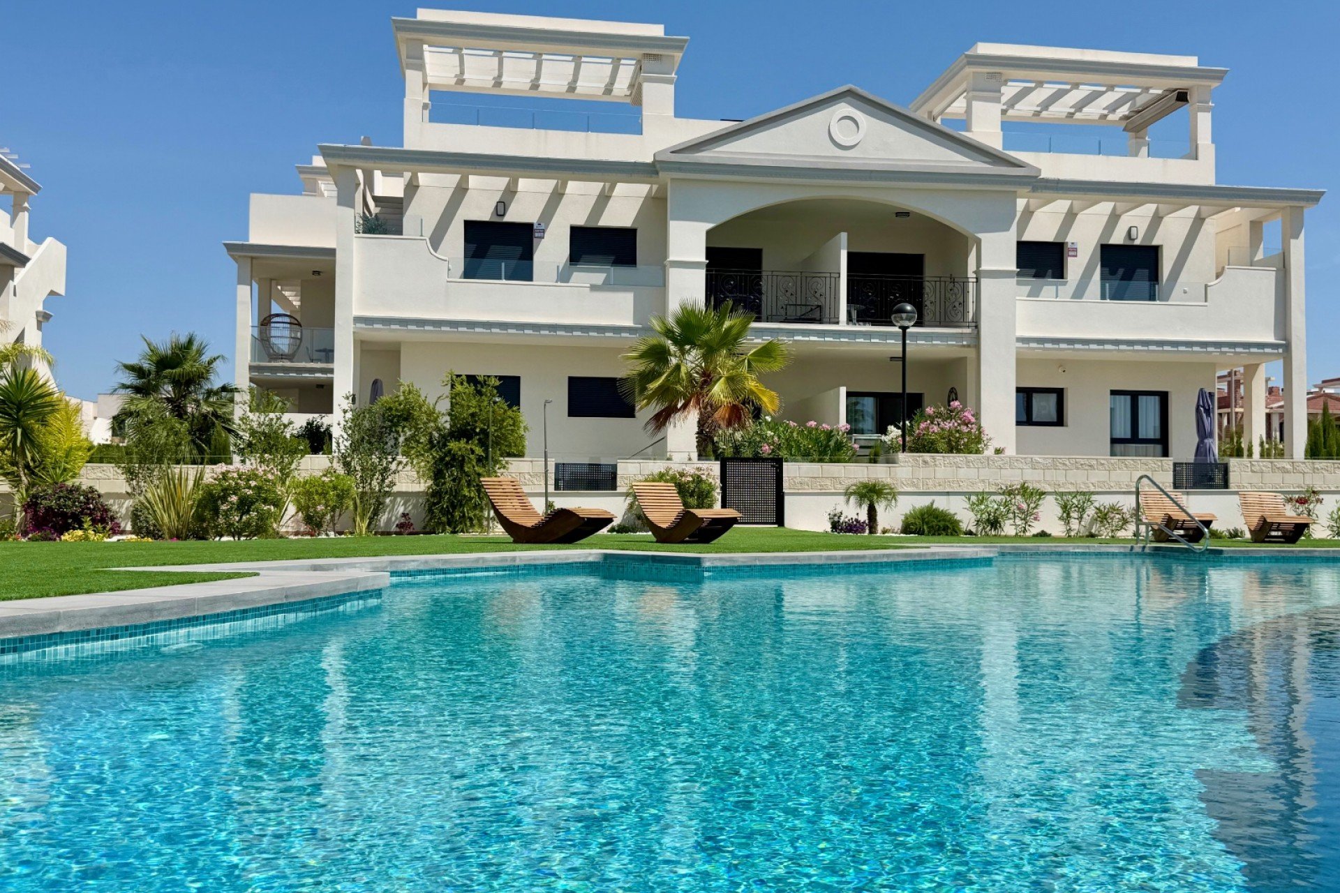 Resale - apartment -
Ciudad Quesada