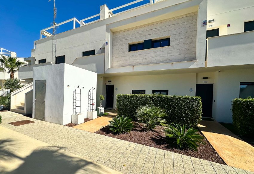 Resale - Apartment / flat -
Pilar de la Horadada