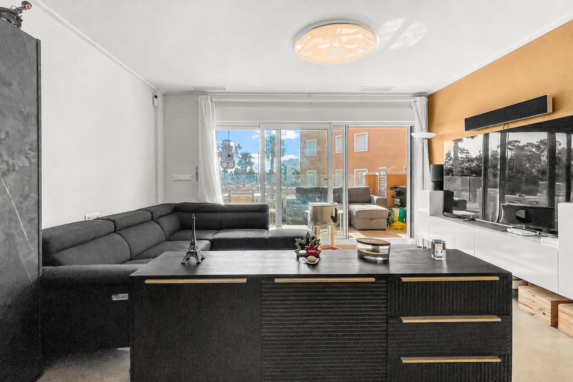 Resale - apartment -
Guardamar del Segura - El Raso