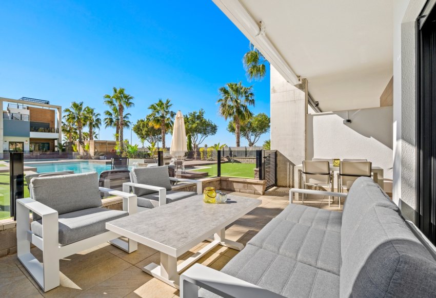 Resale - apartment -
Guardamar del Segura - El Raso*