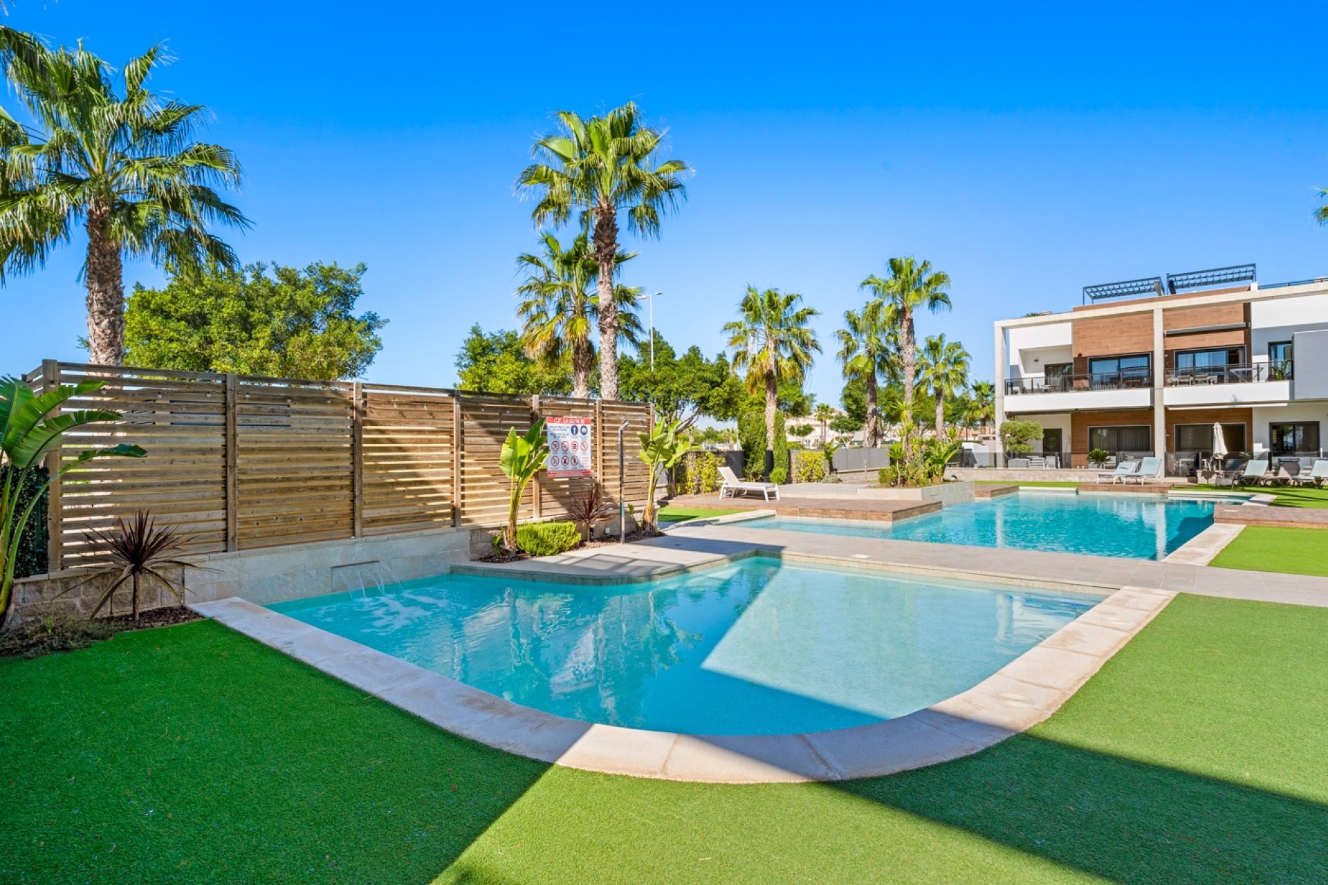 Resale - apartment -
Guardamar del Segura - El Raso*