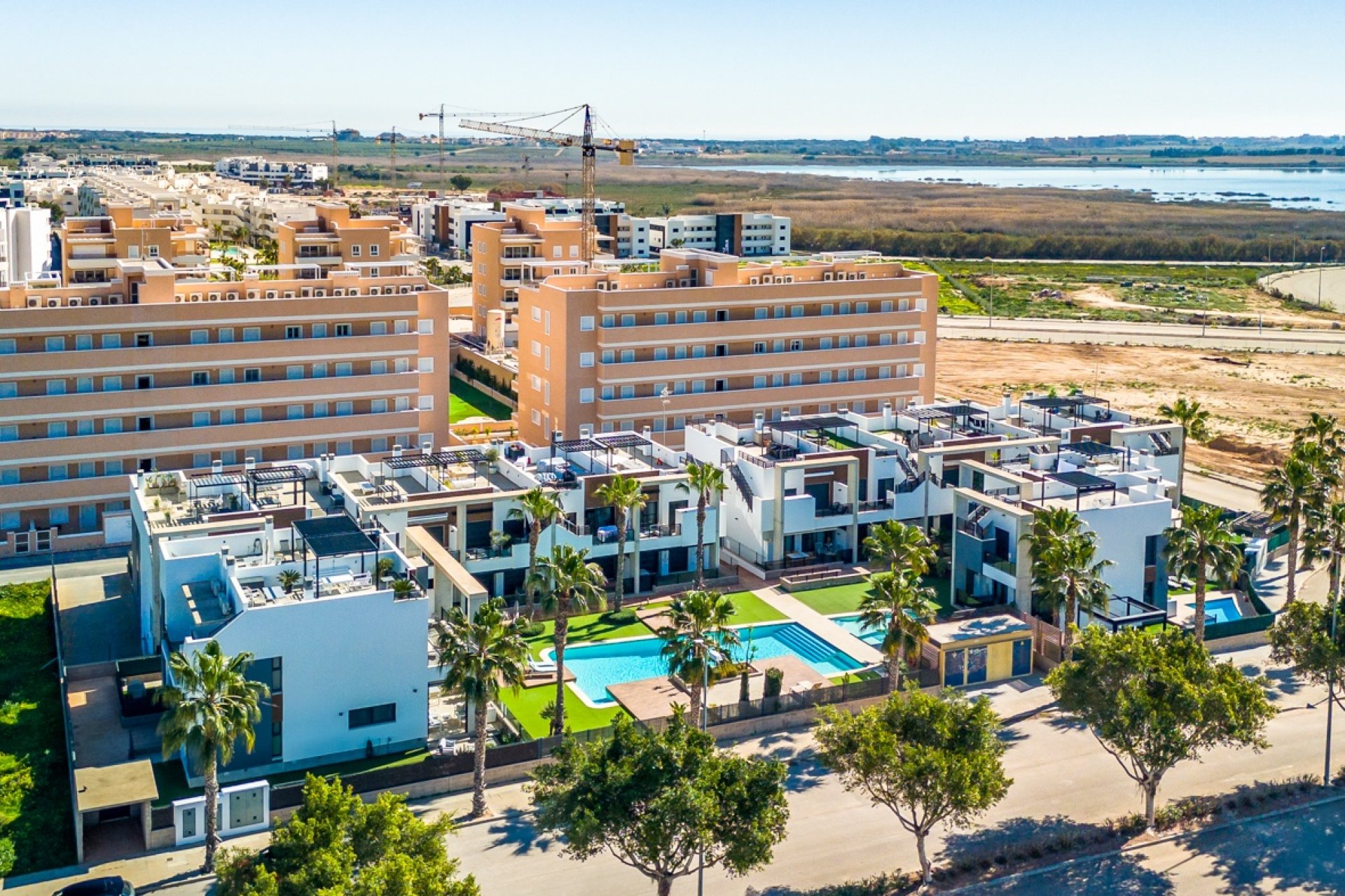 Resale - apartment -
Guardamar del Segura - El Raso*