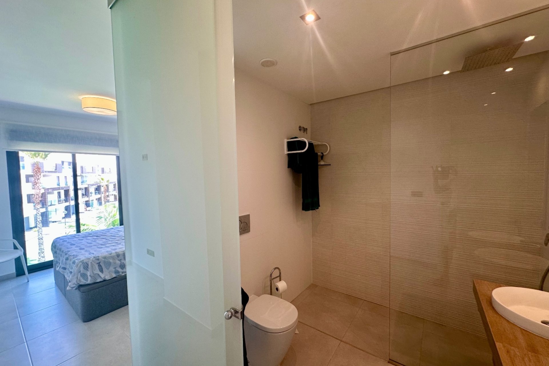 Resale - apartment -
Guardamar del Segura - El Raso