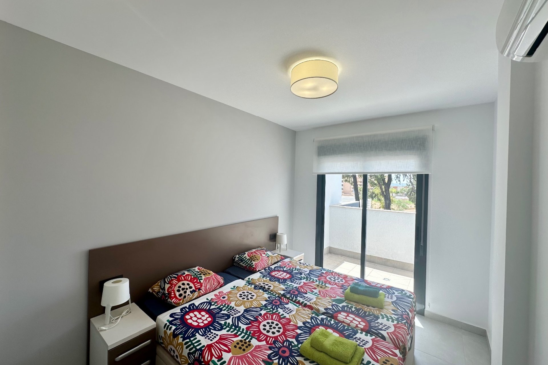 Resale - apartment -
Guardamar del Segura - El Raso