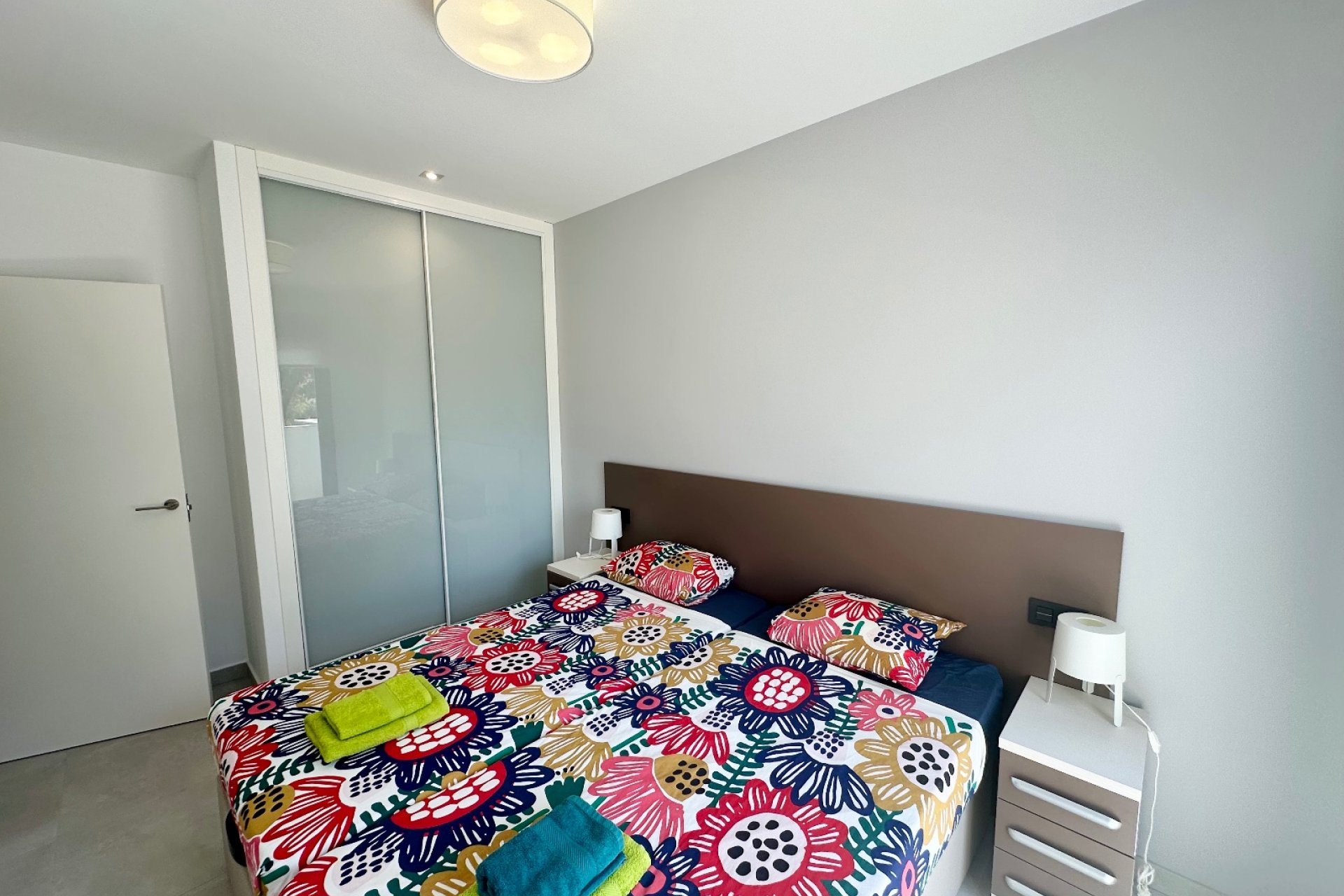 Resale - apartment -
Guardamar del Segura - El Raso