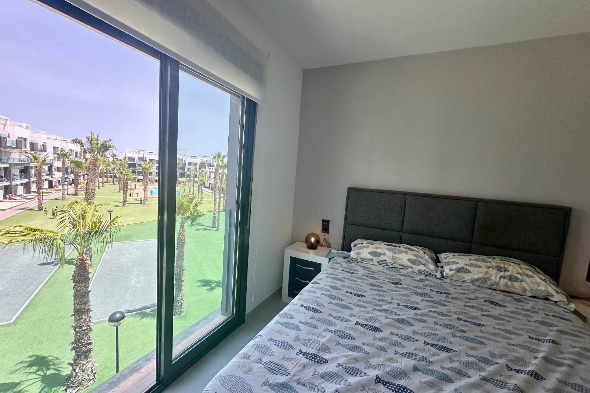 Resale - apartment -
Guardamar del Segura - El Raso