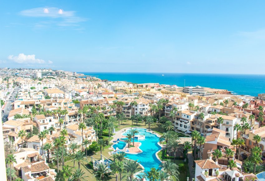 Resale - apartment -
Torrevieja - Playa Los Locos