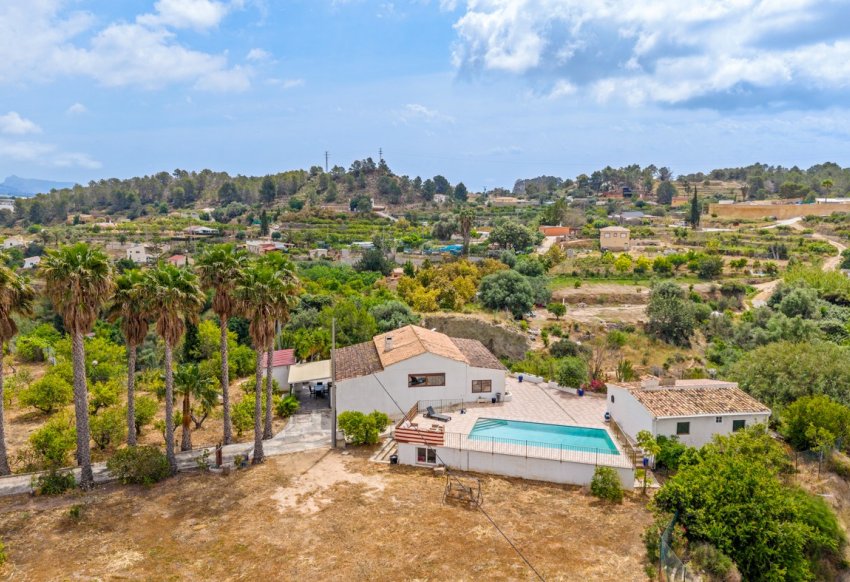 Resale - Country House -
La Nucía