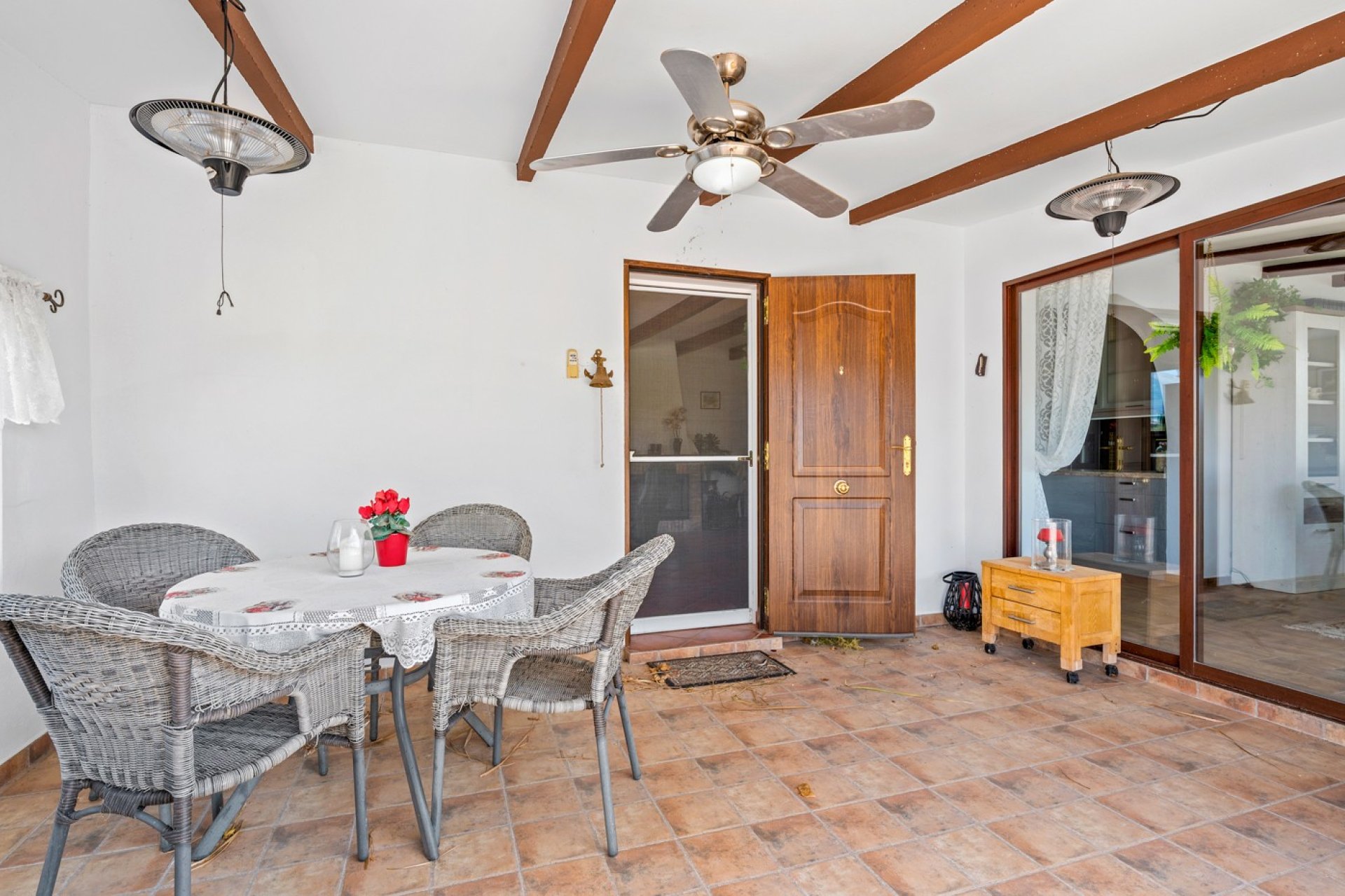 Resale - Country House -
La Nucía