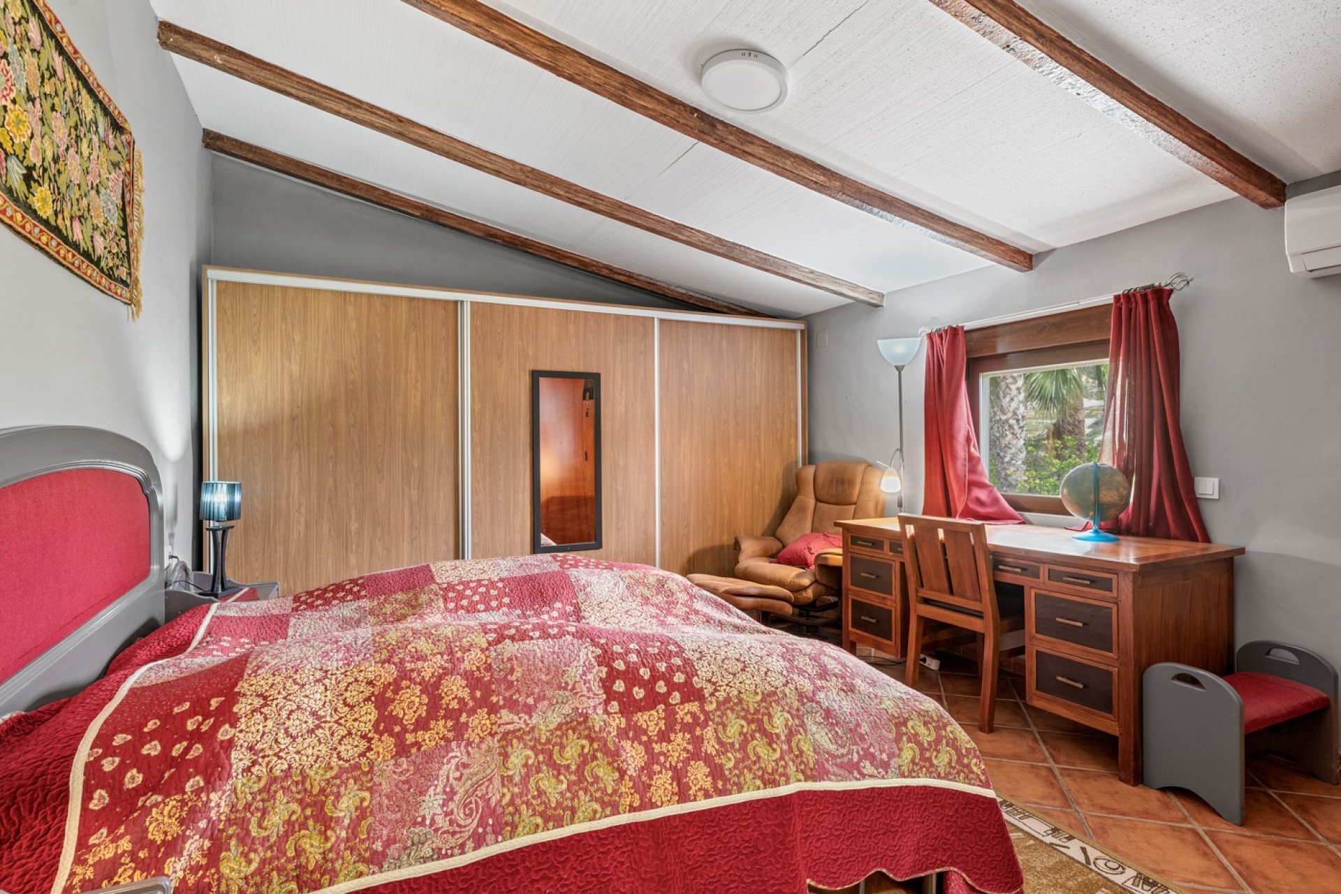 Resale - Country House -
La Nucía