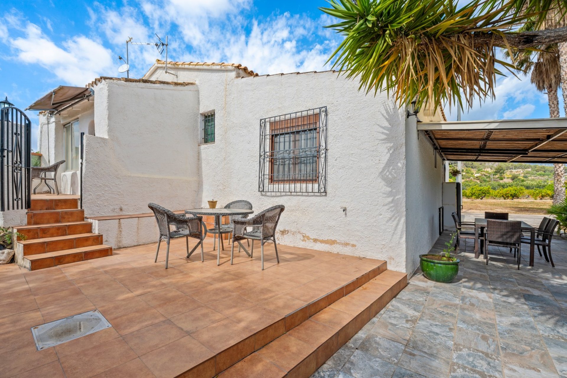 Resale - Country House -
La Nucía