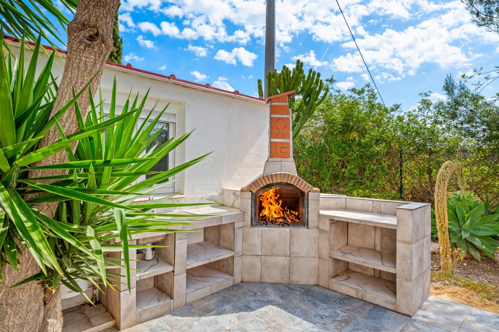 Resale - Country House -
La Nucía