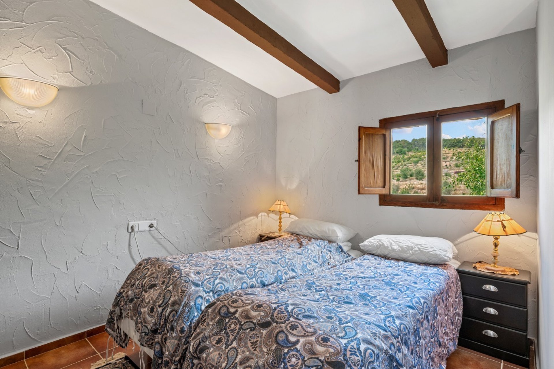 Resale - Country House -
La Nucía