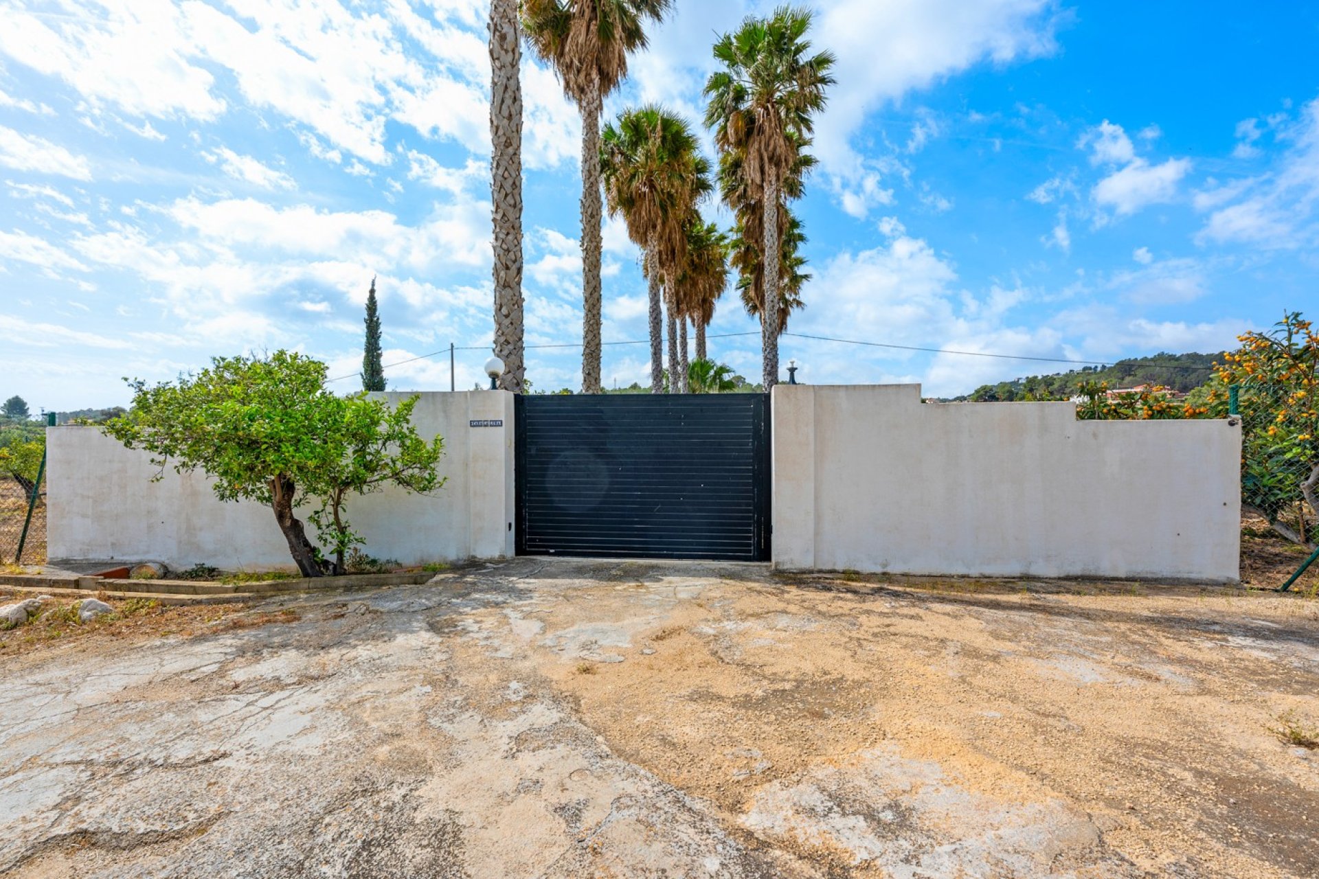 Resale - Country House -
La Nucía