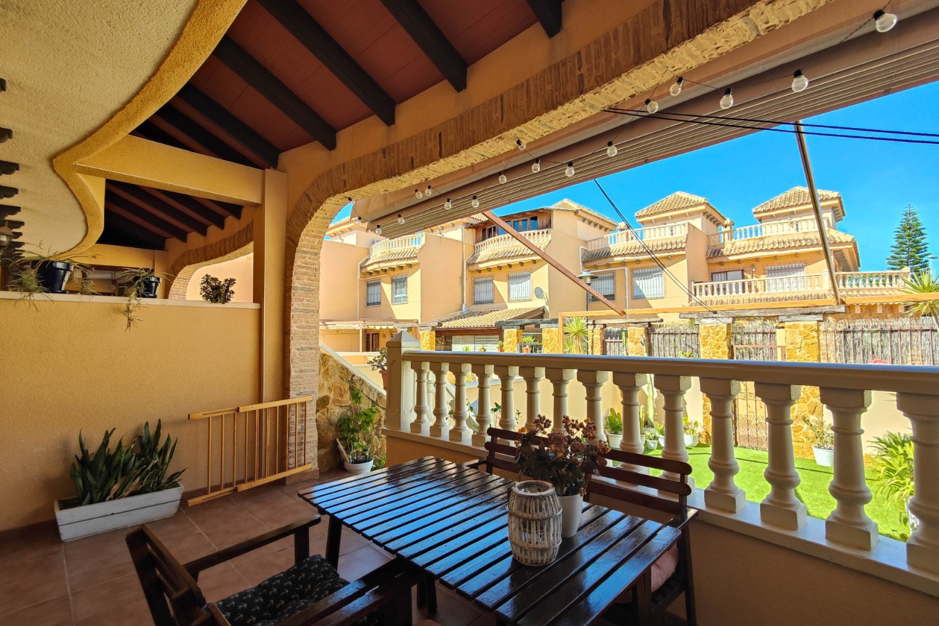 Resale - Townhouse -
Guardamar del Segura - Center - El Raso