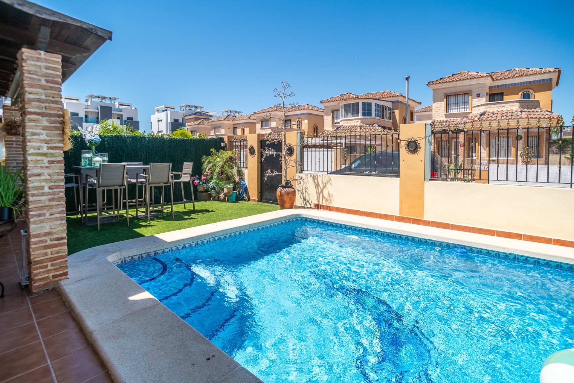 Resale - Townhouse -
Guardamar del Segura - El Raso