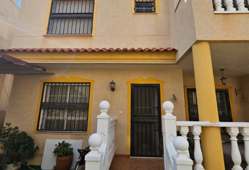 Resale - Townhouse -
Guardamar del Segura - Los Balcones