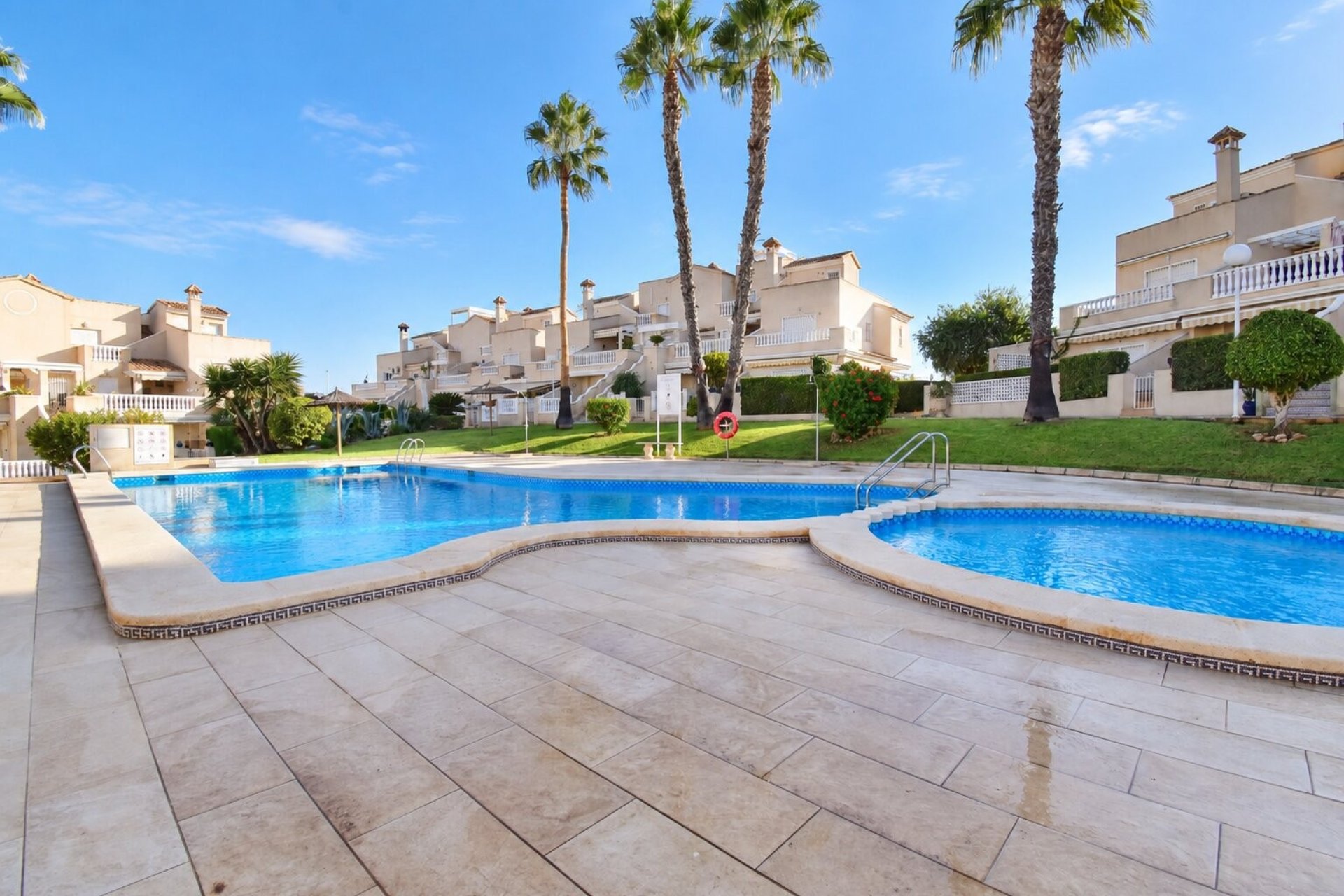 Resale - Townhouse -
Orihuela Costa - Los Altos