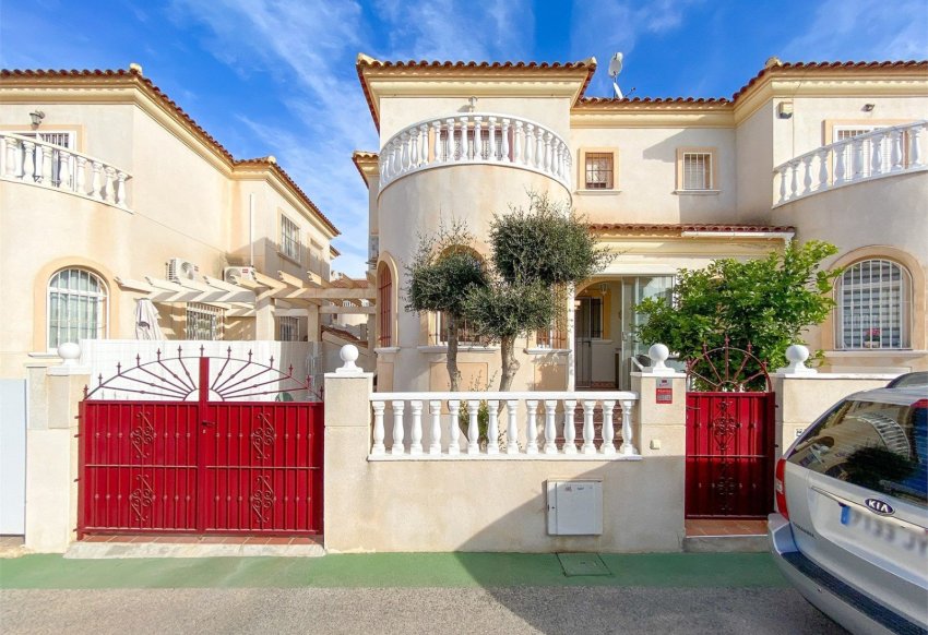 Resale - Townhouse -
Torrevieja - Nueva Torrevieja