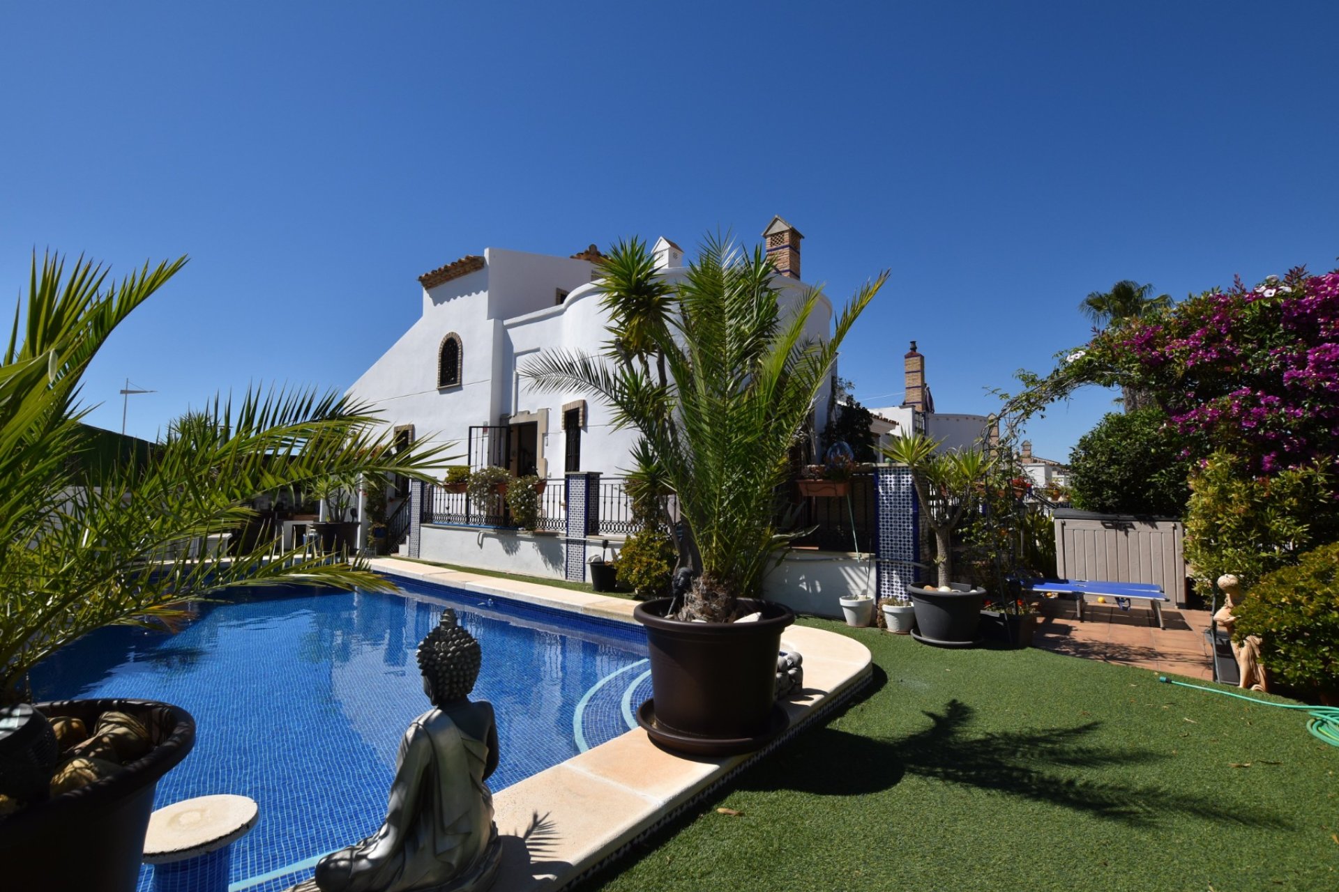 Resale - Villa -
Algorfa - La finca Golf