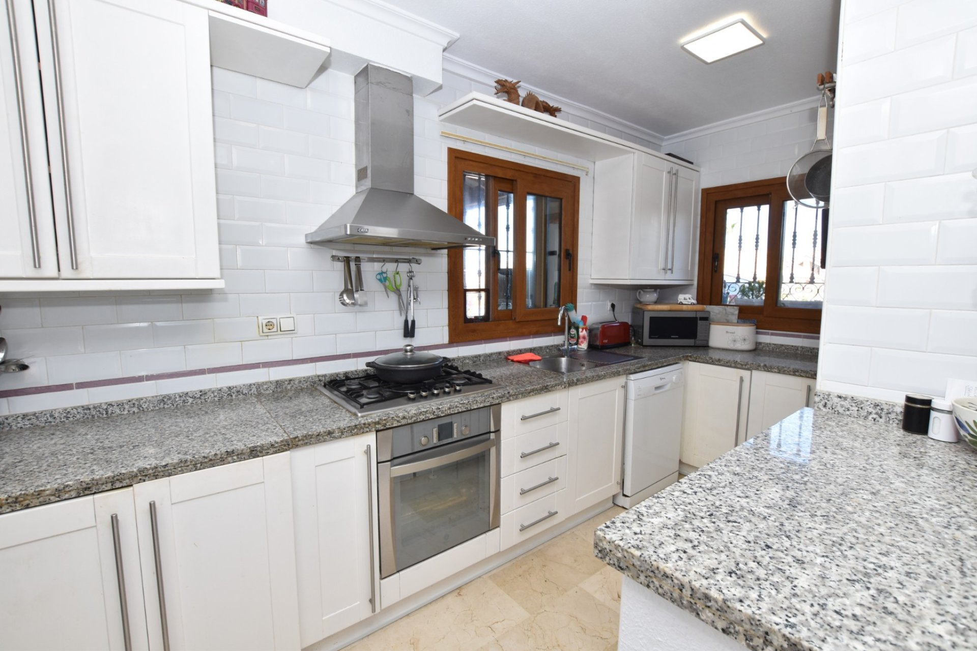 Resale - Villa -
Algorfa - La finca Golf