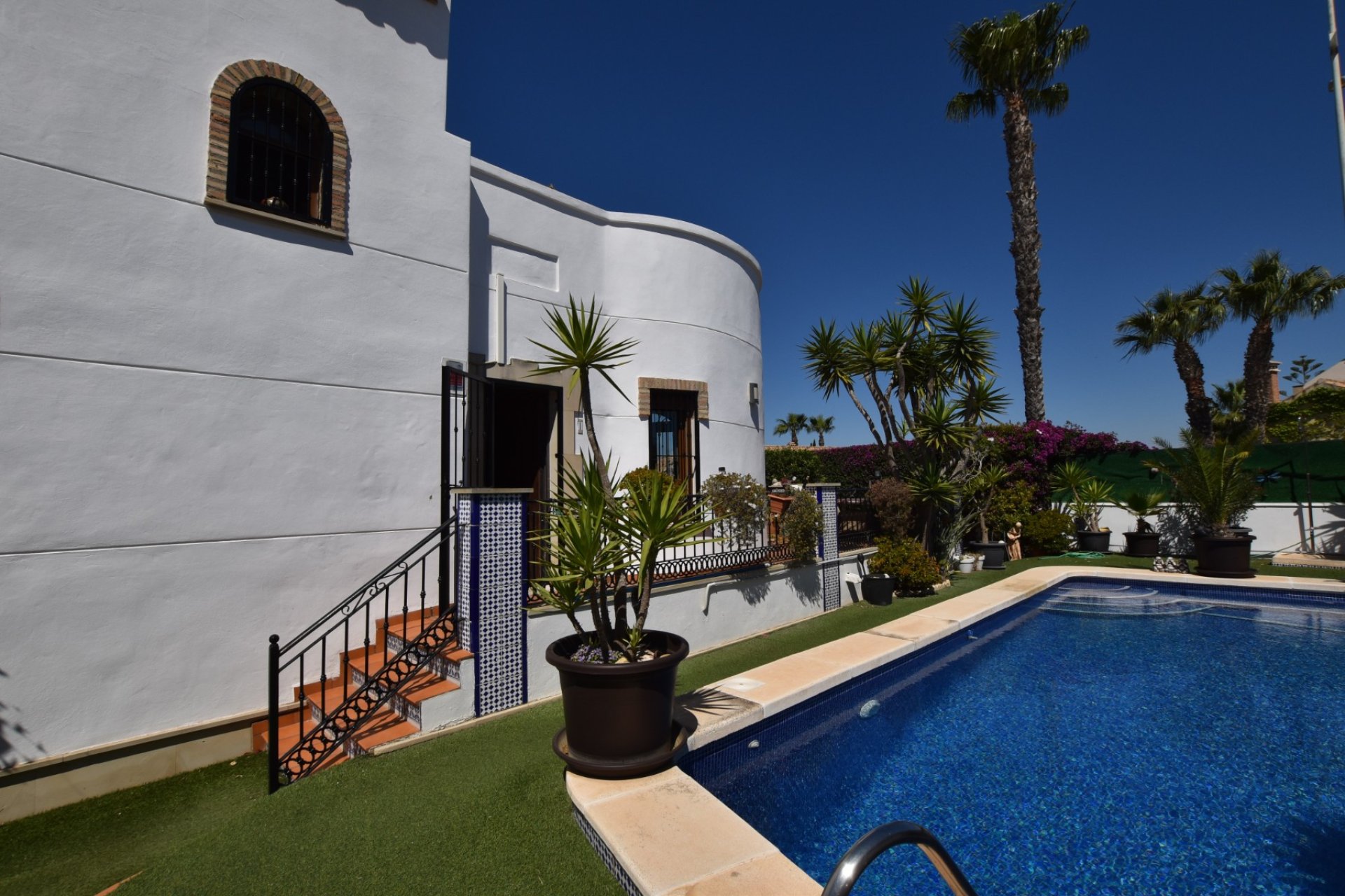Resale - Villa -
Algorfa - La finca Golf