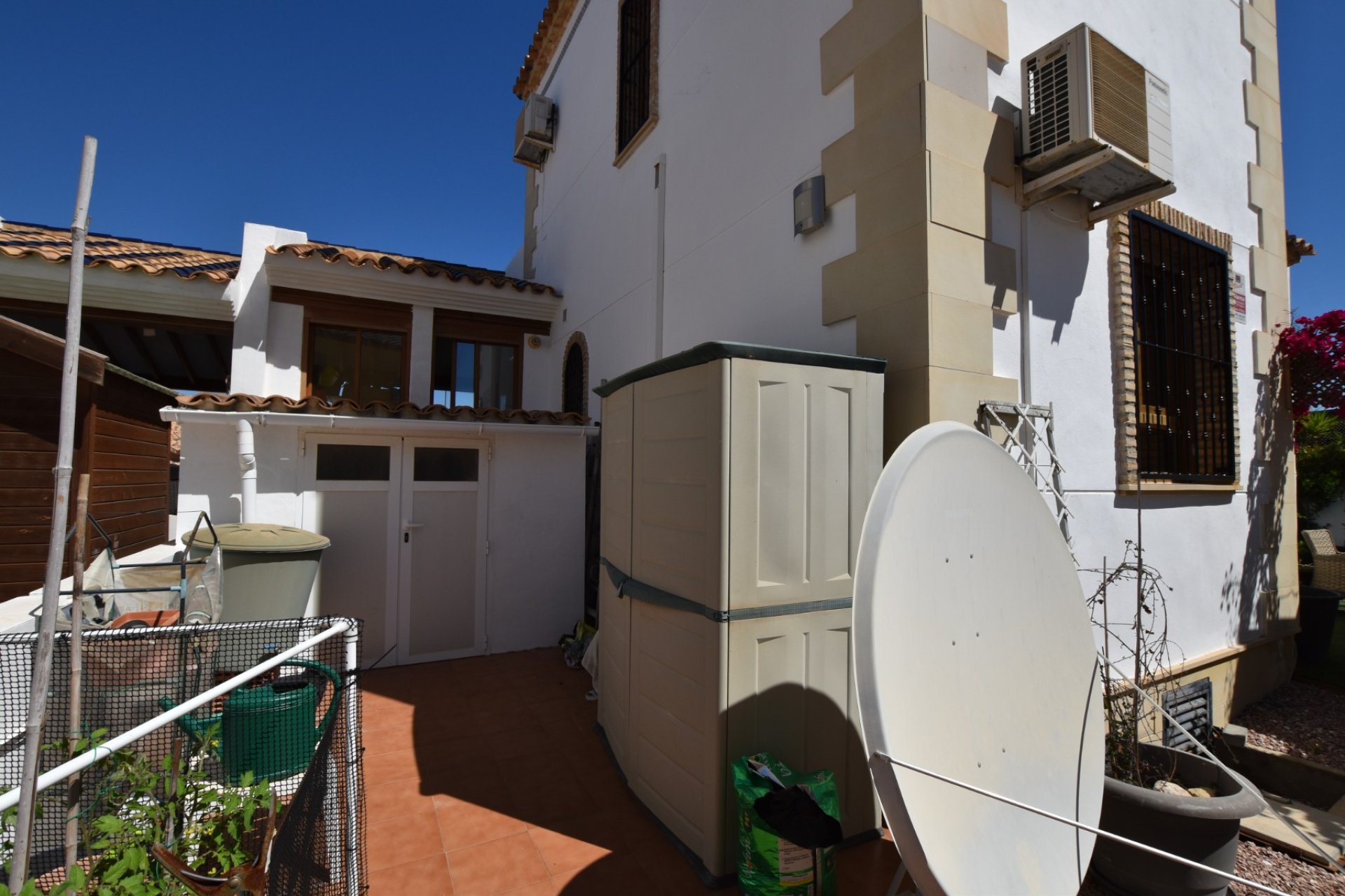 Resale - Villa -
Algorfa - La finca Golf